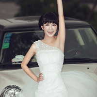 ���ĶԴ�����Ʒ����ν���ա�ʱ�а�ɯ��һֱ������Ʒ�ʡ�