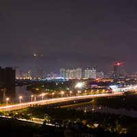 �����������κ��ƶ࣬���Ļ���ҹ��