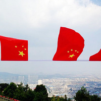 ������ѵ��������٣�û�зų��٣��ڸ�������ɽ�������