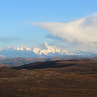 ���ɽ��߷�-����7556�׵Ĺ���ѩɽ