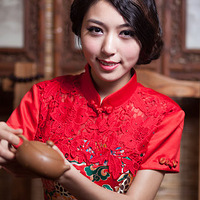 ���ڽ�鴩ʲô