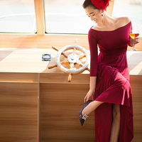 ����ʢ����������ˣ��鲩�ݣ�һ�о���ʱ�а�ɯ��Ӱ������