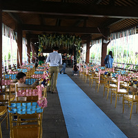 �������