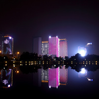 ҹĻ�µ�����㳡