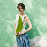 ��ת����Ů���ഺ�������ڶ�ɽ��԰��