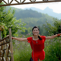 �������