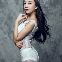 ����Ů��