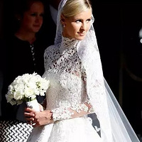 �����ʲ���2200�����ƣ�800����ȶ��Ǵģ��������������˭��