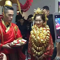 �ⳡ����̫������������̫�࣬���ﲱ�Ӷ���ѹ���ˡ���