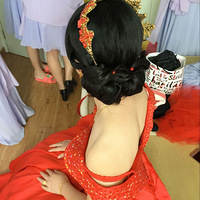 ��̨�ݵĺ�ɫ����