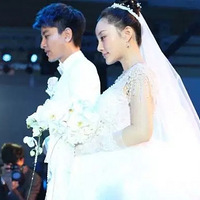 �����ϵ����ܣ�����Ϊɶվ�ұߣ� ����Ϊɶ��������