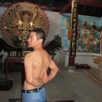 �������