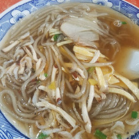 ������Ȫ·һ������ͦ��������ȵ�