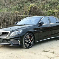 16��԰汼��S63AMG���ɫ