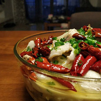 ������ʯͷ���˹�ע����˵����ʳ���Ƿۣ������