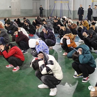 �������Ů�ѱ��ٺ�����ץ�ˣ��쿴��ta��ʲô����