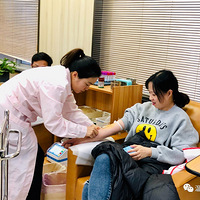 �����������ۣ�̨���׼ҹ̶���Ѫ������������