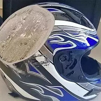 ��ѵ����˭���Ұ�ͷ�������裬ײ���󣬵綯���������ذ�������Ƶ