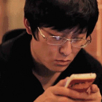 ���ֲ�������գ�200���־���תһ�Σ������������ڽ�Ʒ����