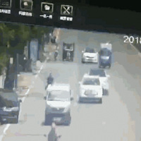 ���棡����׷��·��ײ��ײһ�κ��׷��ײ����һ���������̫���