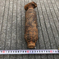 ����ĳ�����ڳ�һ������������ȫ��Χ�ۣ�