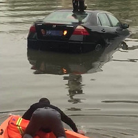 һ�����죡Ů˾�����˴���׹������룬̨�ݺ����˻���Ӫ�ȣ���Ƶ