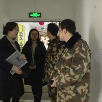 ̨����Щ��ʦ�г����α��飡�ٺ�����9�ˣ����봦��8��