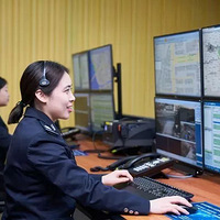 �������������û������飬��ʵ��Ϊ�ɳ�����������Ч��