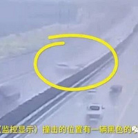 ���ţ�����ĵ�������ײ��ʵ��ȴֻ��һ������