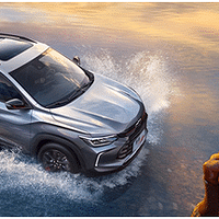 ������˵�SUV����ѩ��������Redline