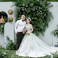 ���µ���