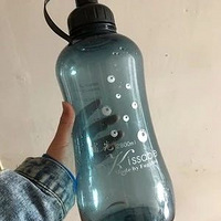 �Ա�10������ֵˮ�����ַ�����ɱ�ǰͿˣ�