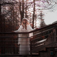 ��������