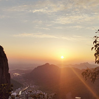 ��ɽ����