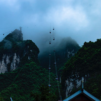 ������ɽ���λ��ƺ�