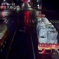 ���У�11�˻��̣�̨�����ϰ�ϵ������