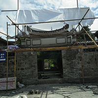 ��ʢ���й㳡�Աߵ�ʮ�ﳤ�֣�����װ�޽����С�