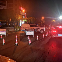 С���ٵ�һ�죬̨��52����Ƽݱ��飬5�˽��ڿ����������