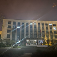 �����������£�����Ȧ�ڽ�������վ