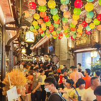 �����ο�����10���ˣ�·��ʮ�ﳤ�ֻ������򿨡�ʤ��