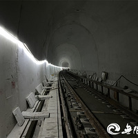 ̨��������·S1��һ�ڹ���ȫ���̹���ȹ��룬����ͨ��