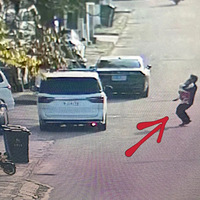 ����ʱ�٣�2���к���ɫ���ϣ�ȫ���鴤�����˶������ˡ�