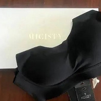 ̨��һ����ֱ�����������ˣ�20���˱�ץ