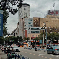 ·������ʢ��һʱ�ĸ��˹㳡��״���