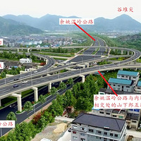 S204����������ͨ���ڼ� ��Ҧ���빫·ǣ��һ��ɽ���