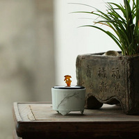 �������