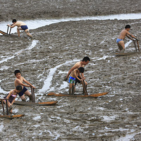 ��󴵺����