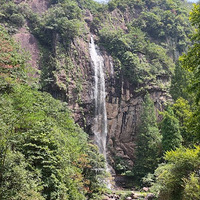 今天去了抖音上9.9的龙穿峡