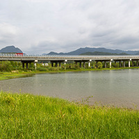 长潭库边景色