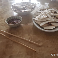 ����Щ��ʳ�����ǡ�����ʳ�����ȴ�ǡ��ݳ�ʳ���